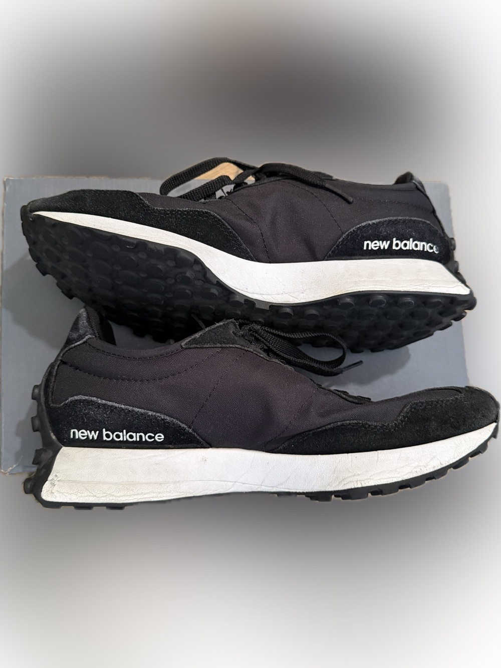New Balance 327 W9.5/M8 - Picture 3 of 10